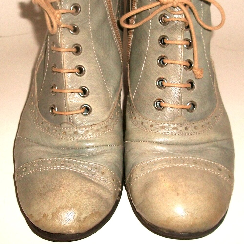 Vintage Handmade Lace-Up Side-Zip Low Heel Italian Boots with a Story 10M - Picture 2 of 8